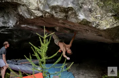 Yannick Flohé flashe Flow State (8C) dans le Val Daone