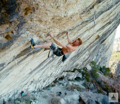 Jakob Schubert signe la toute première répétition d'un 9c : DNA au Verdon